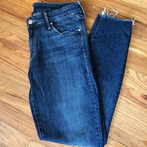 Mother Denim Looker Fray in Girl Crush Sz. 28